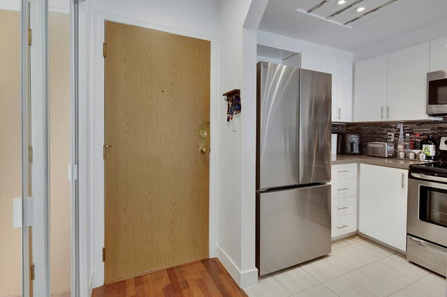 206 - 1650 Grant Avenue