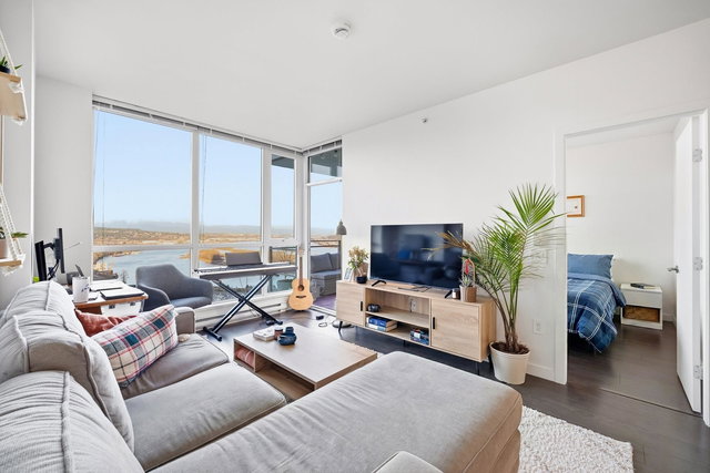 1901 - 271 Francis Way