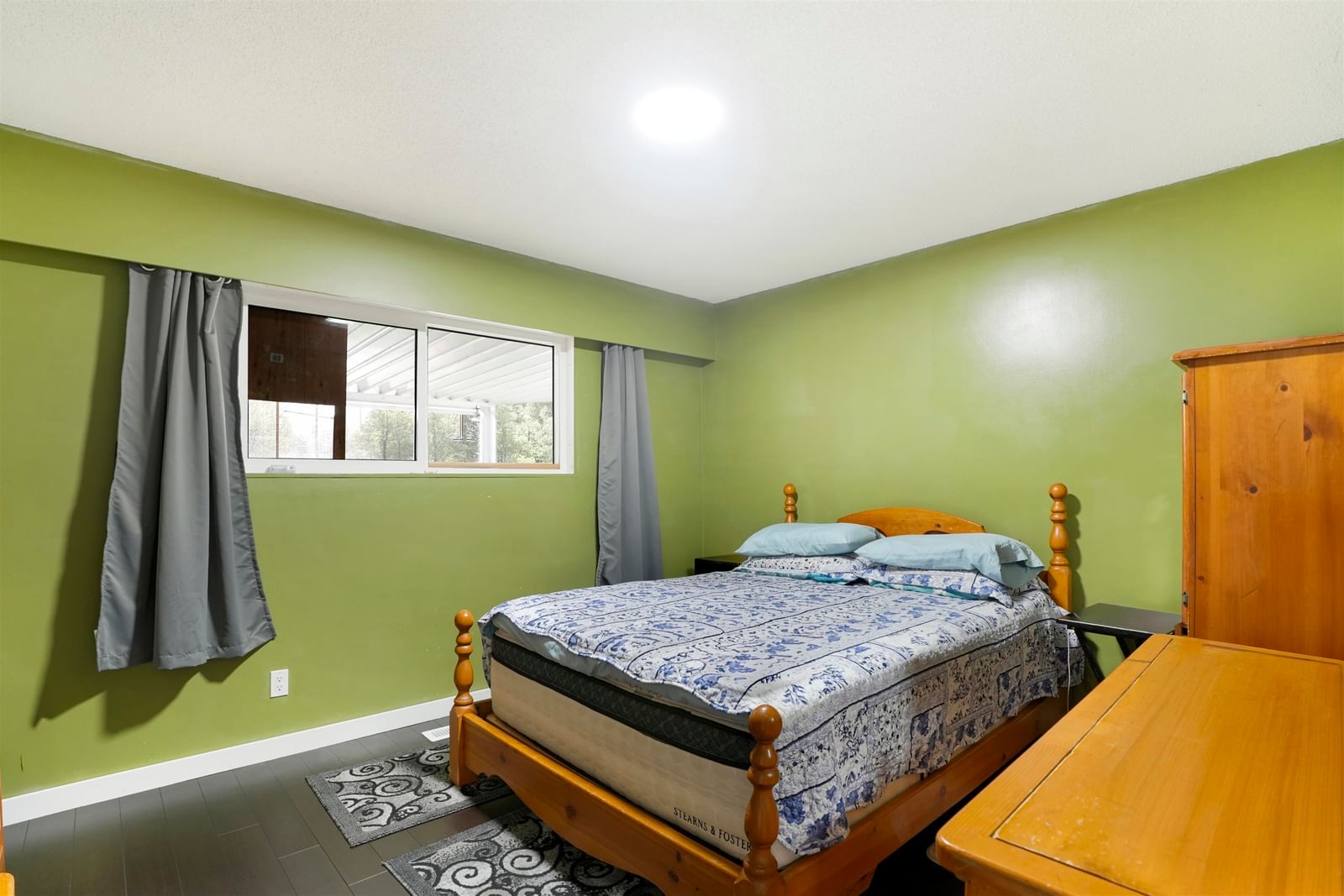 Listing Image 14