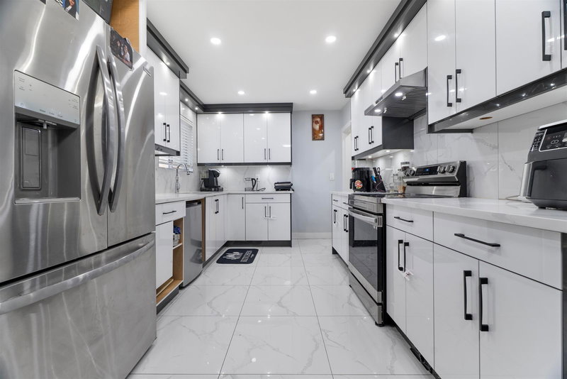 12957 98b Avenue, Surrey, V3T 1C9 | Image 3