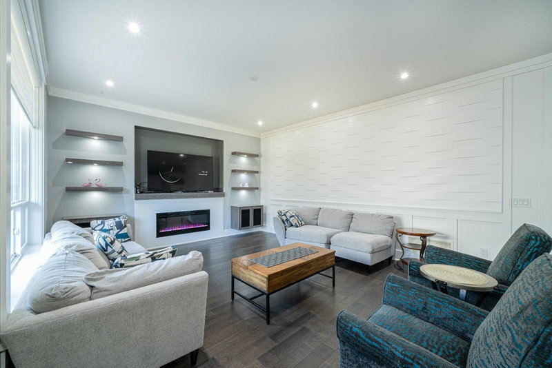 15441 76b Avenue, Surrey, V3S 1C2 | Image 3