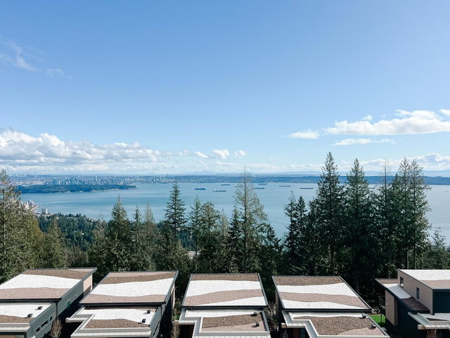 707 - 3963 Uplands Way