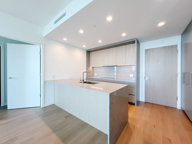 707 - 3963 Uplands Way