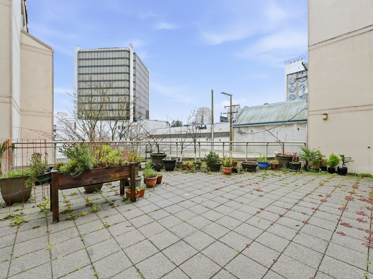 Listing Image 25
