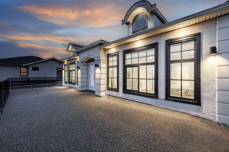 8069 124 Avenue, Surrey, V3W 0X7 | Image 2