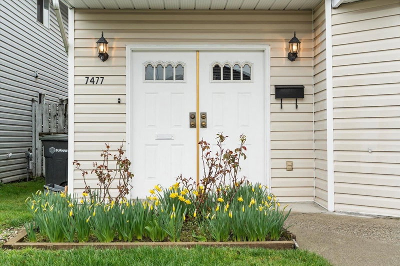 7477 19th Avenue, Burnaby, V3N 1E5 | Image 3