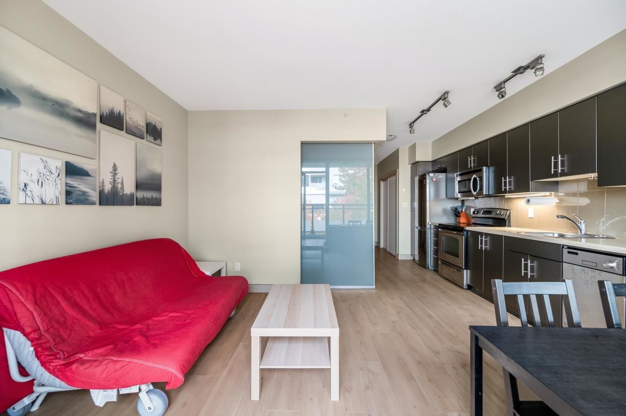 Listing Image 11