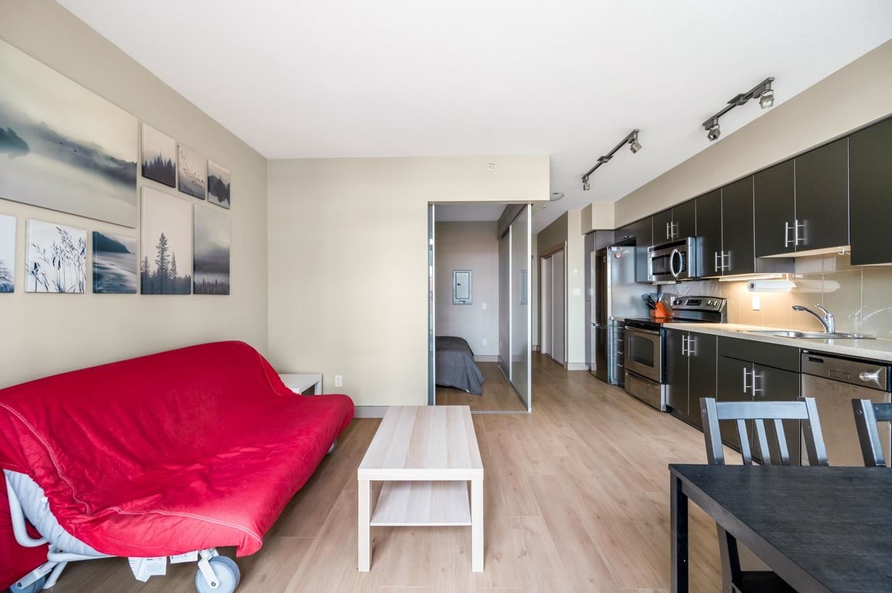 Listing Image 12
