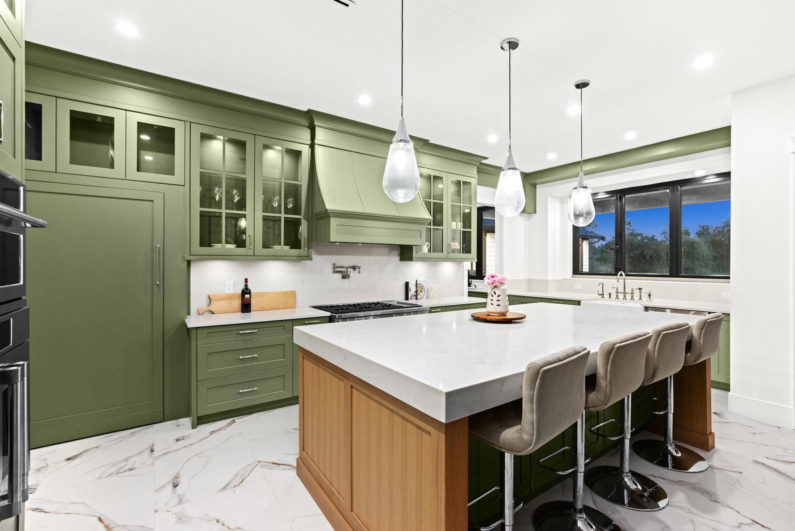 Listing Image 11