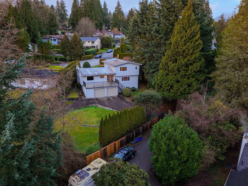 1285 Lucking Place, North Vancouver, V7J 3L5 | Image 3