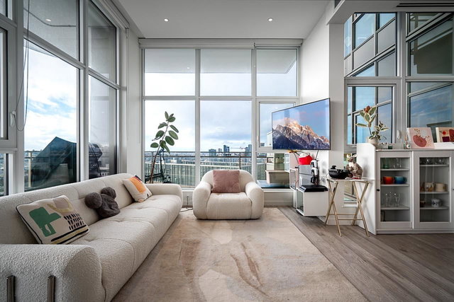 3105 - 5333 Goring Street