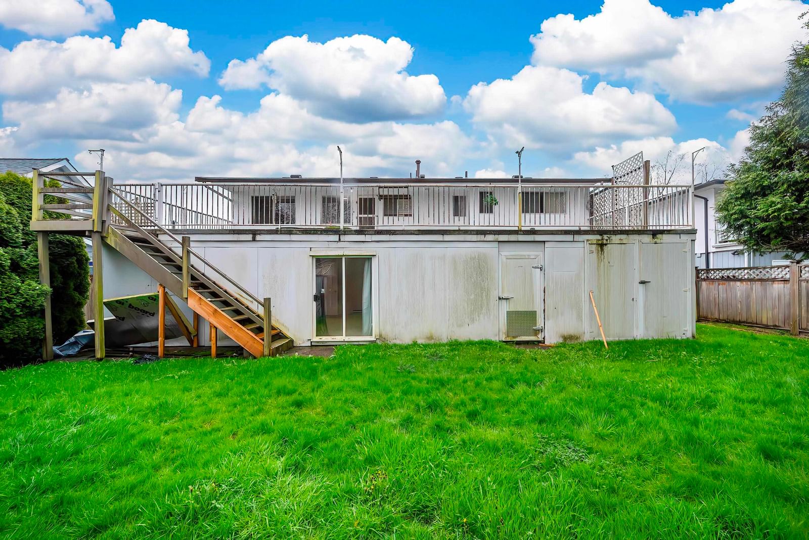 Listing Image 7
