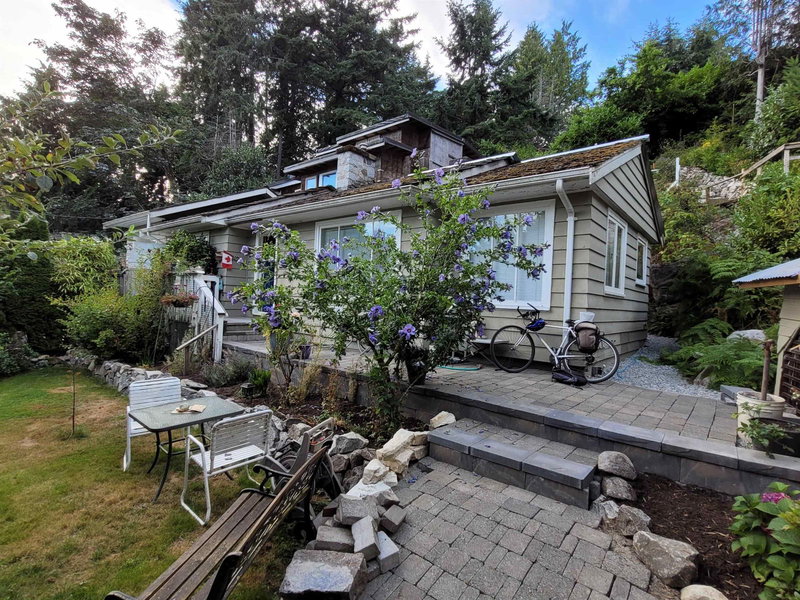 4405 Marine Drive, West Vancouver, V7W 1N8 | Image 3