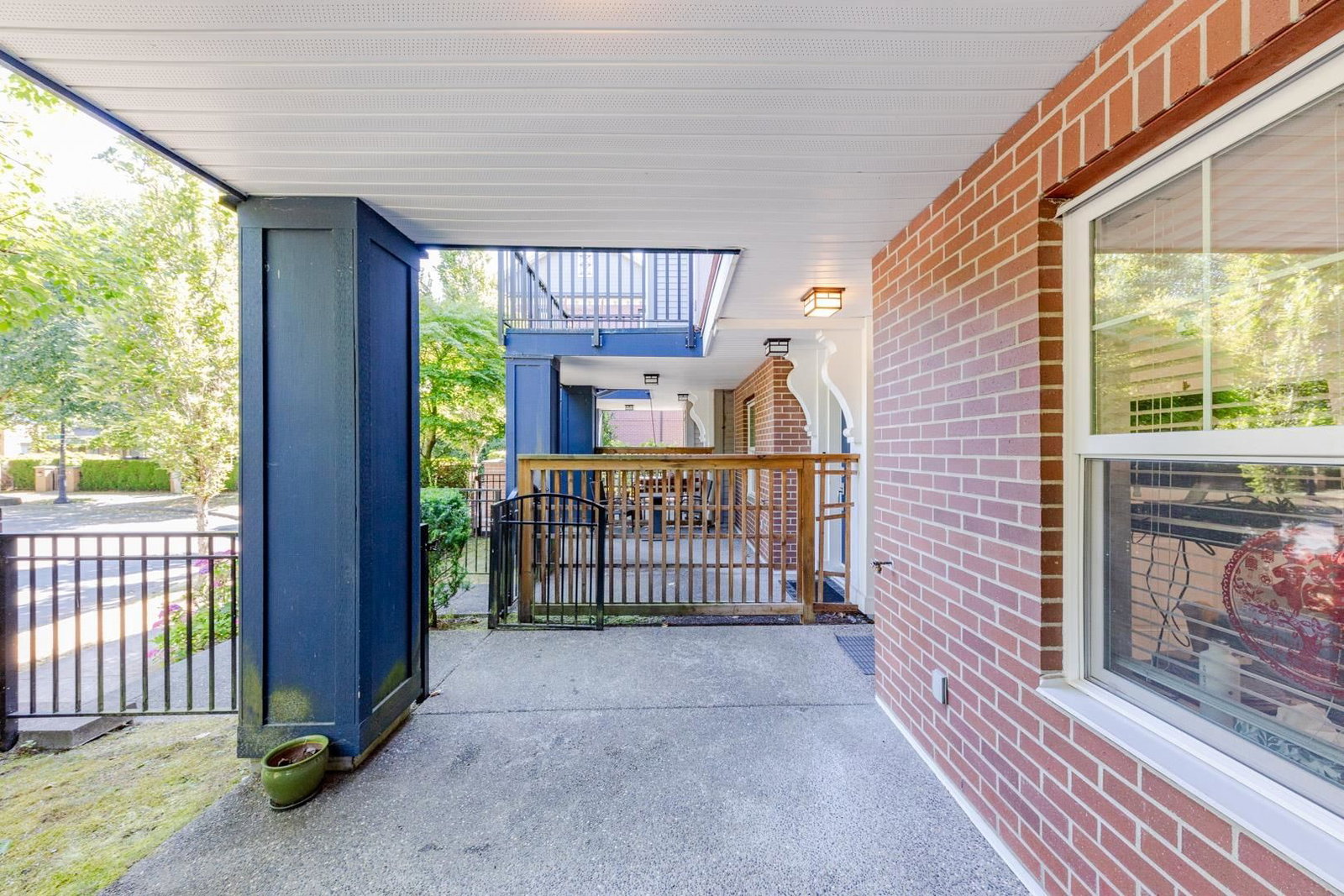 Listing Image 30