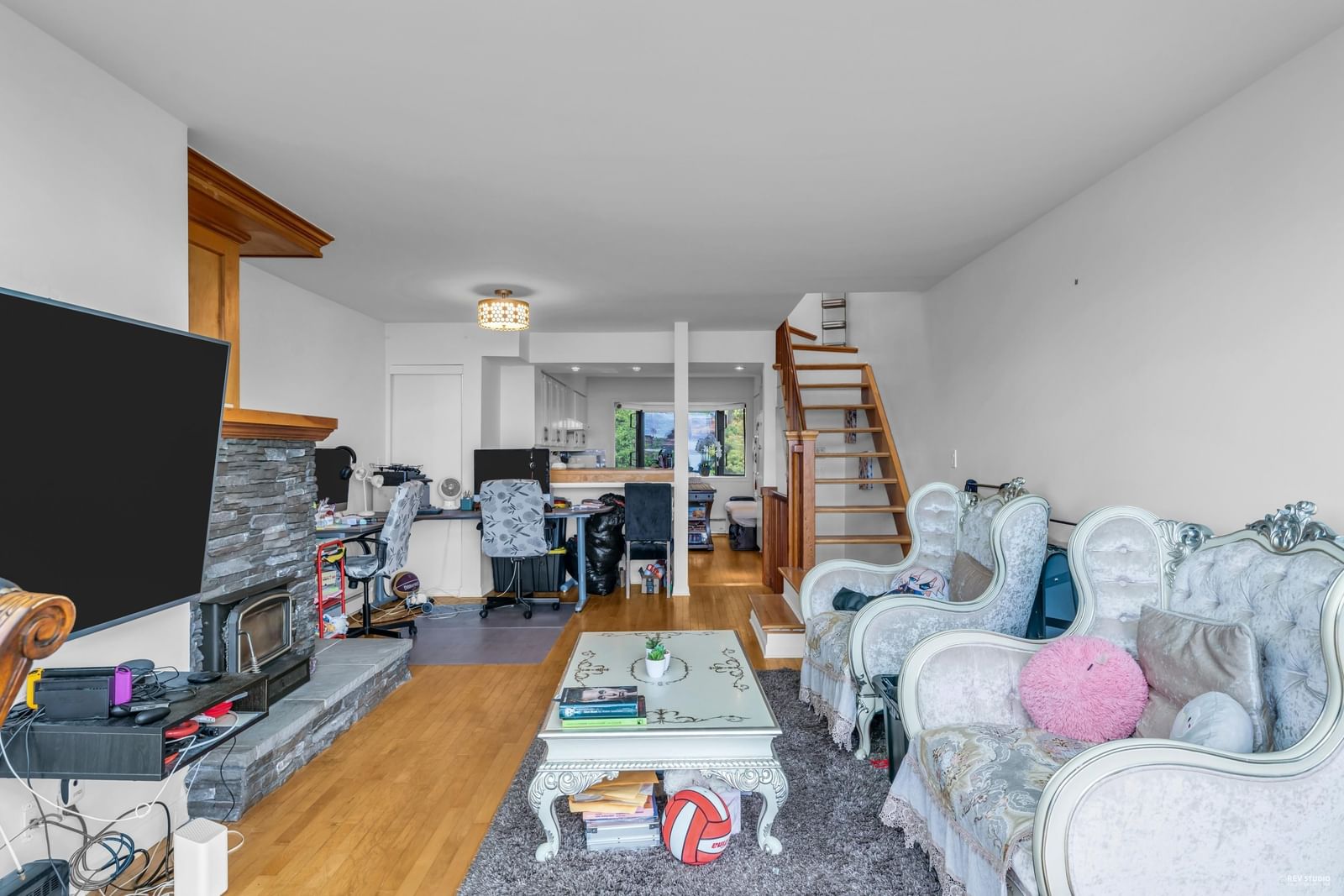 Listing Image 16