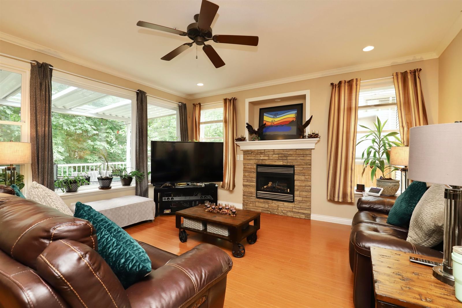 Listing Image 21