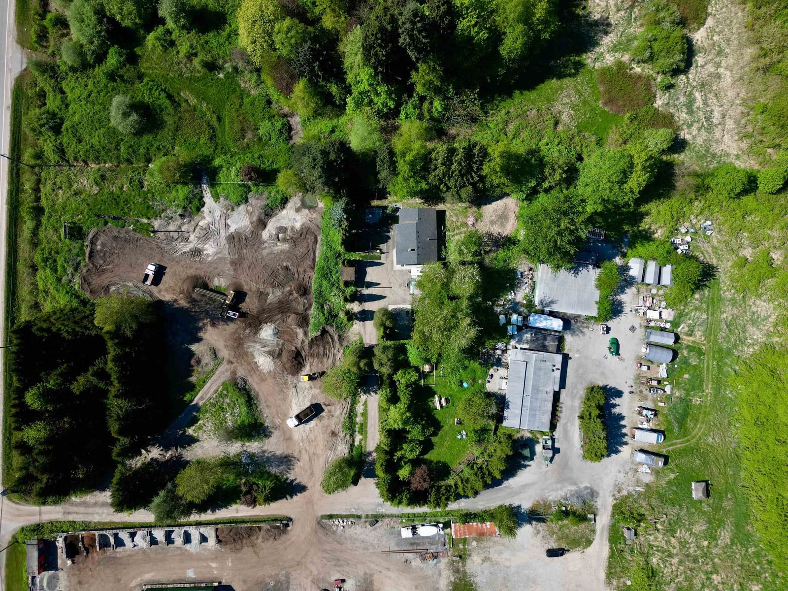 Listing Image 6