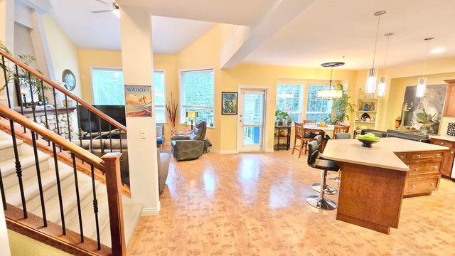 116 - 21868 Lougheed Highway