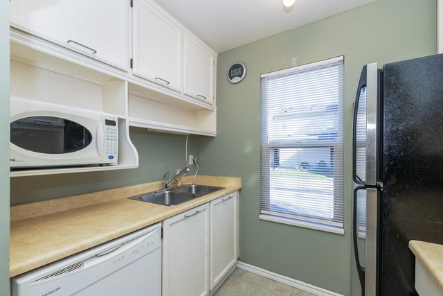 60 - 27456 32 Avenue