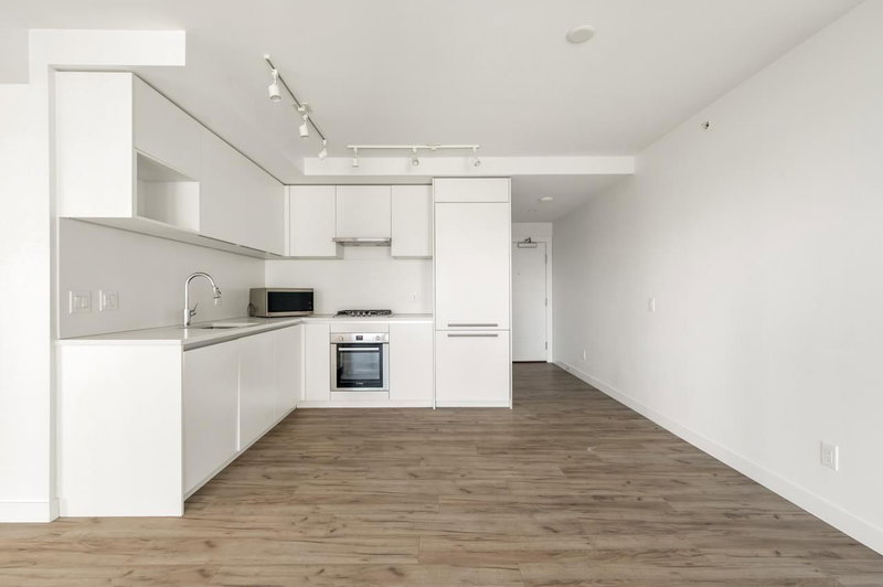 2002 - 652 Whiting Way, Coquitlam, V3J 0K3 | Image 3