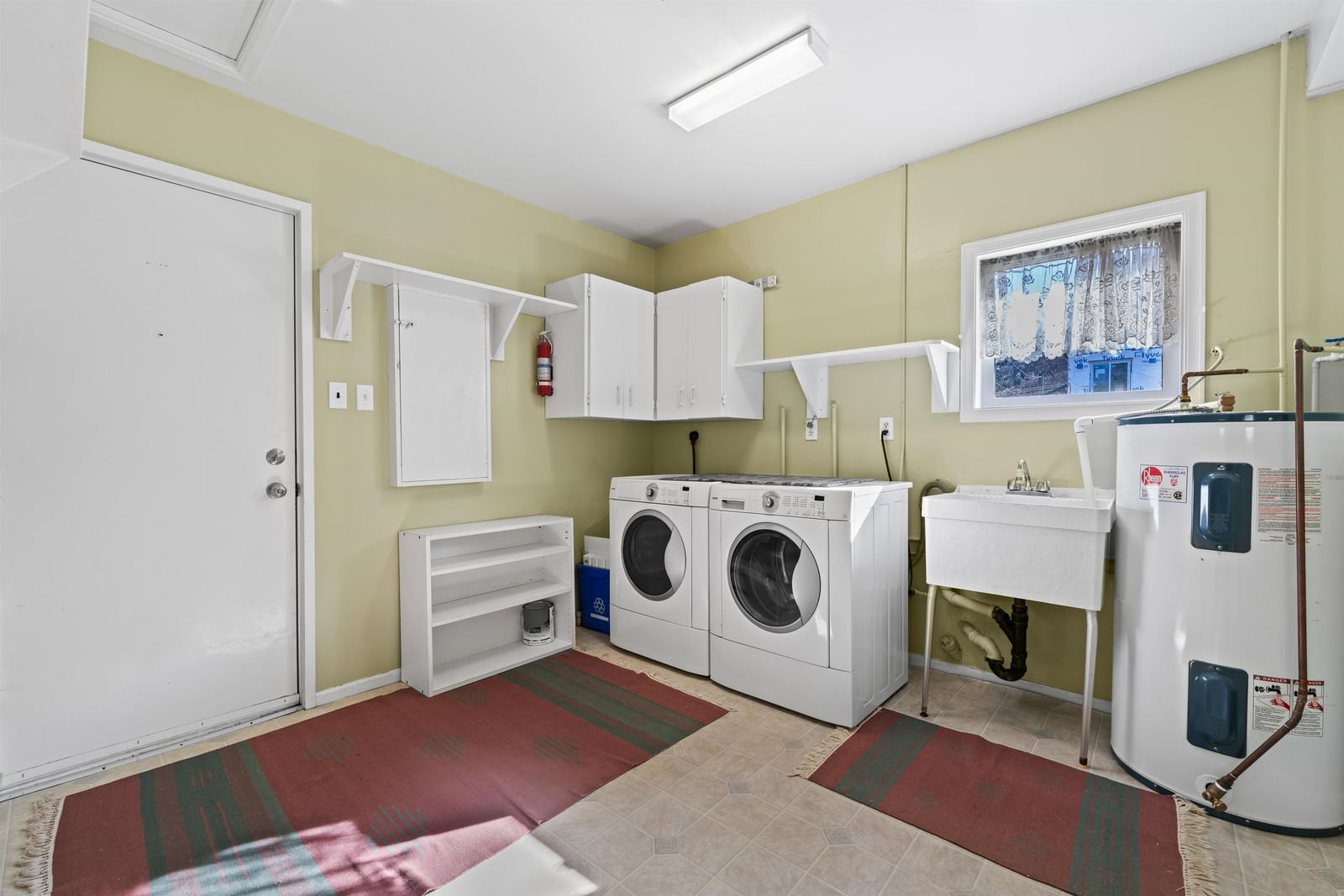 Listing Image 16