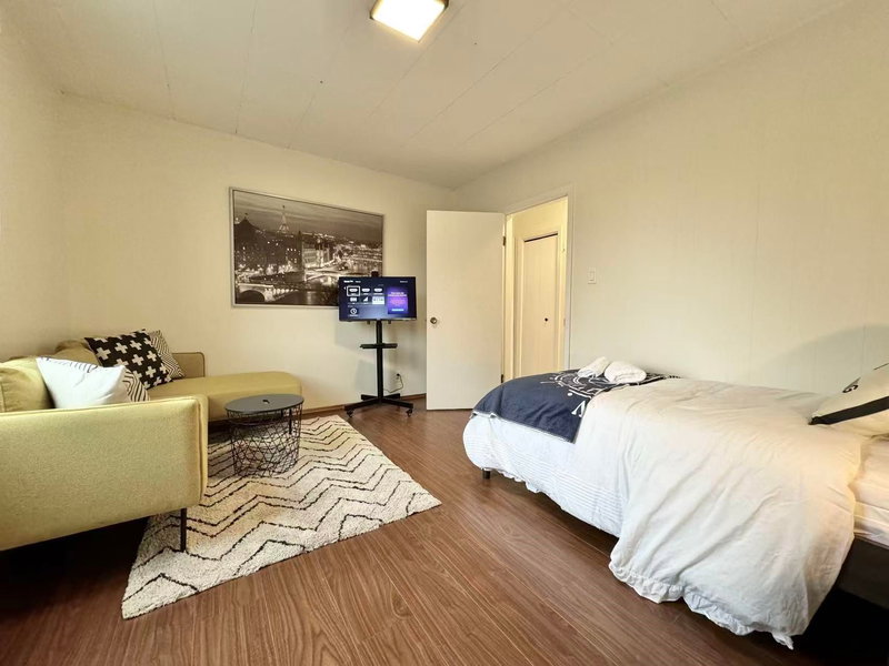 1336 11 Avenue, Vancouver, V5N 1Y5 | Image 2