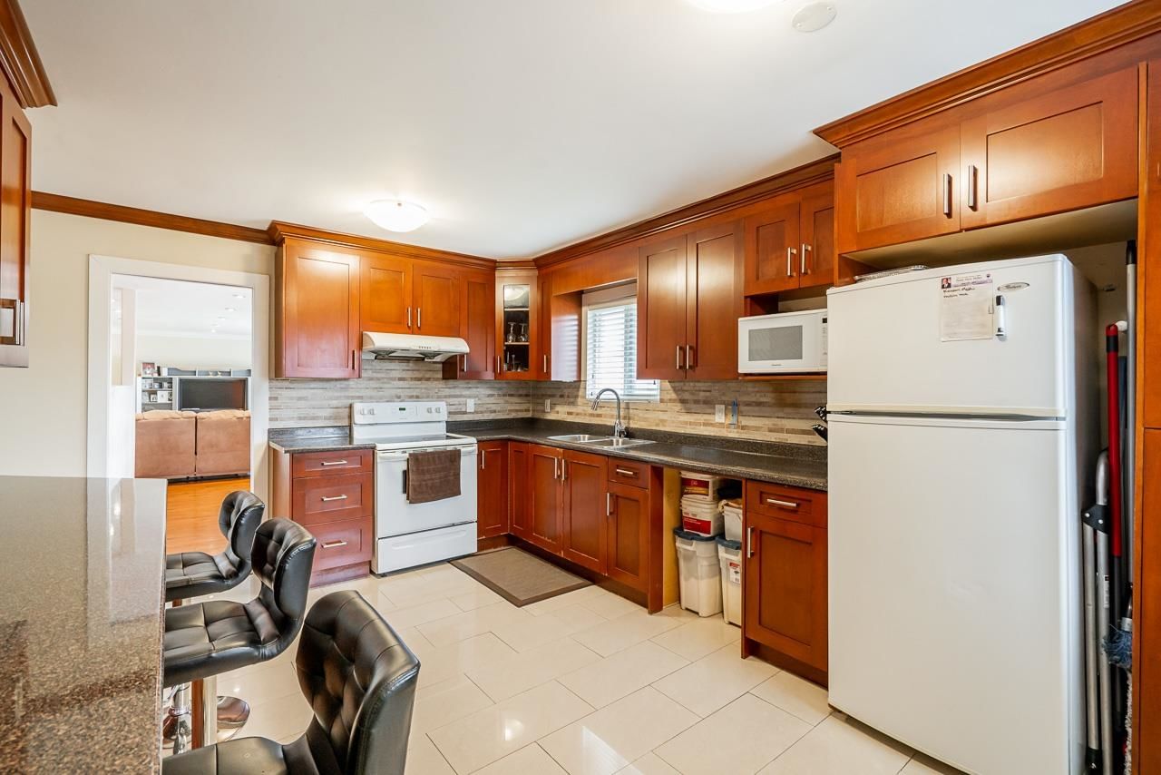 Listing Image 15