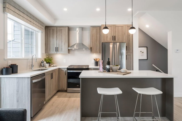 25 - 8433 203a Street