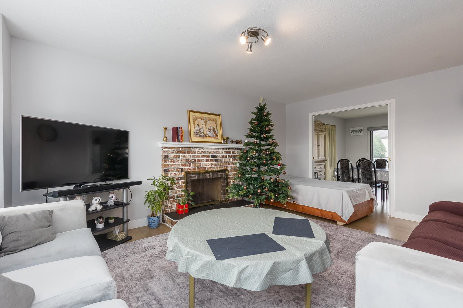 Listing Image 14