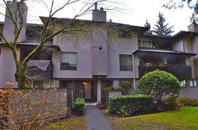 10527 Holly Park Lane | Surrey | Image