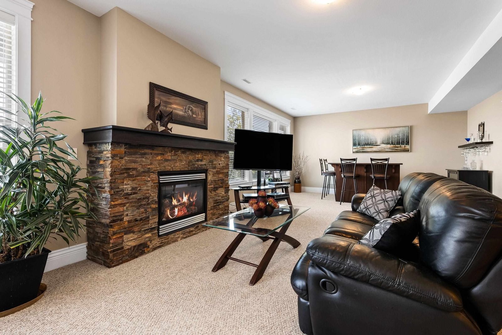 Listing Image 26