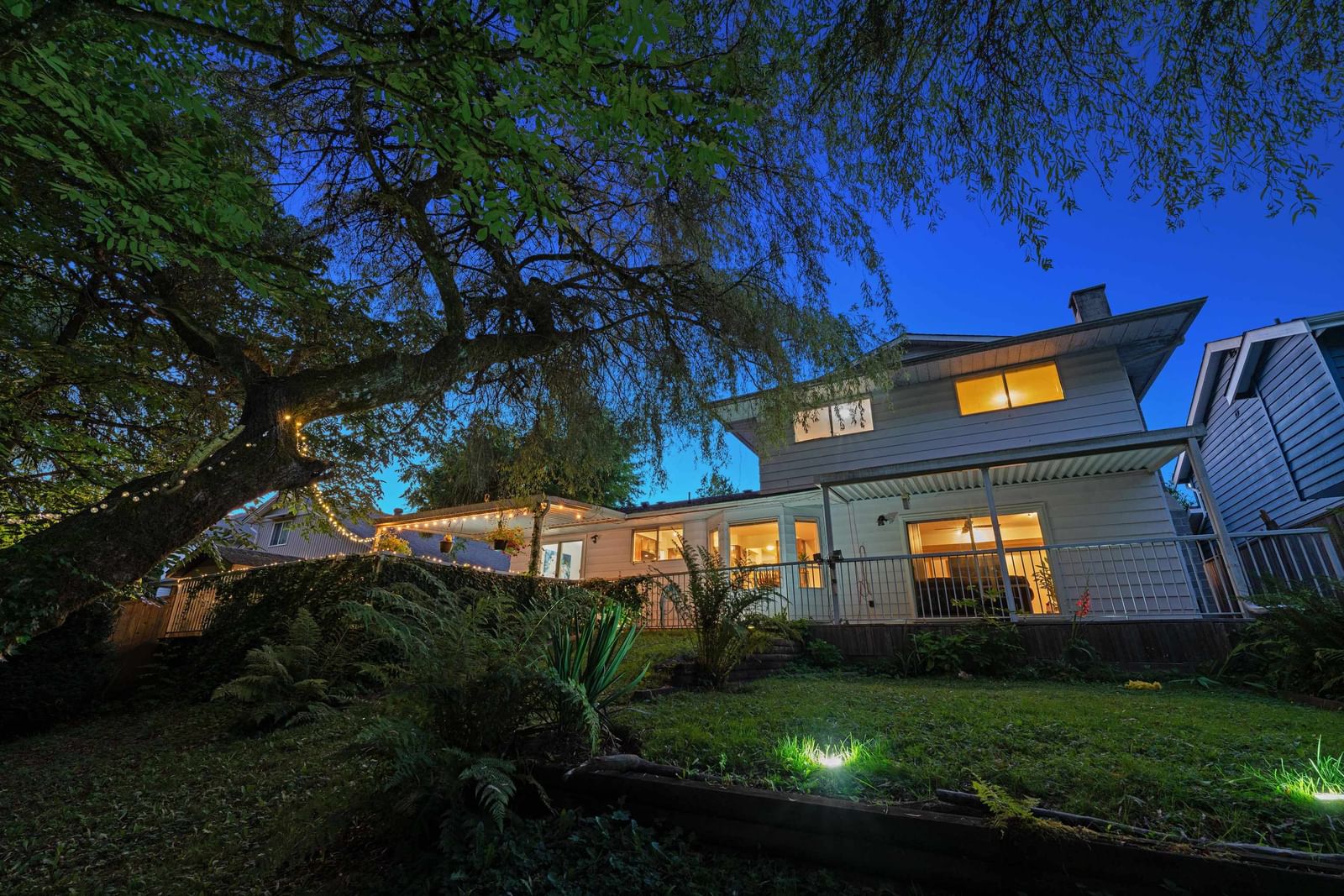 Listing Image 12