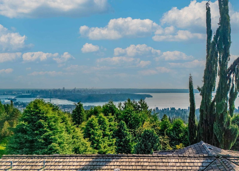 1346 Whitby Road, West Vancouver, V7S 2N5 | Image 2