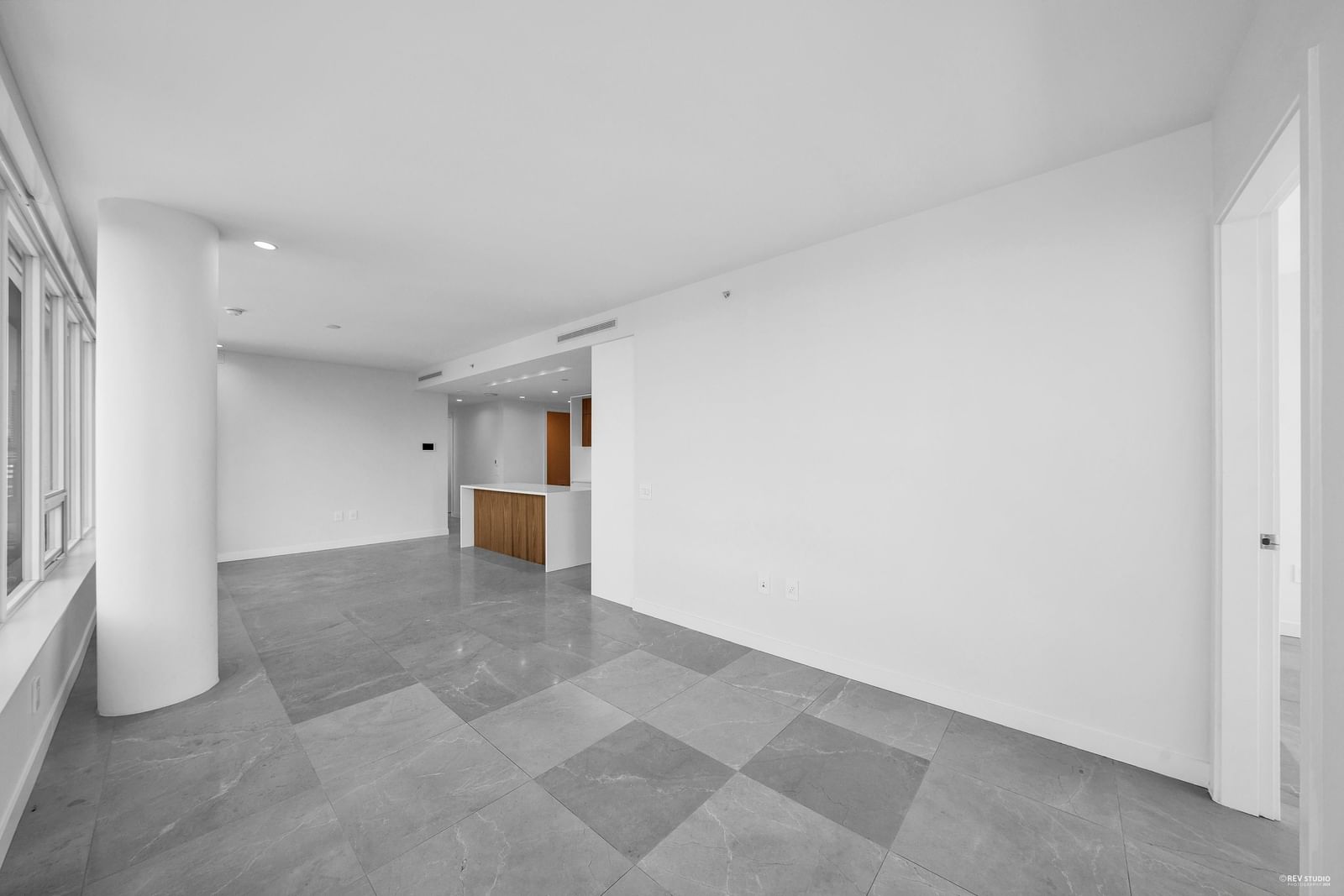 Listing Image 24