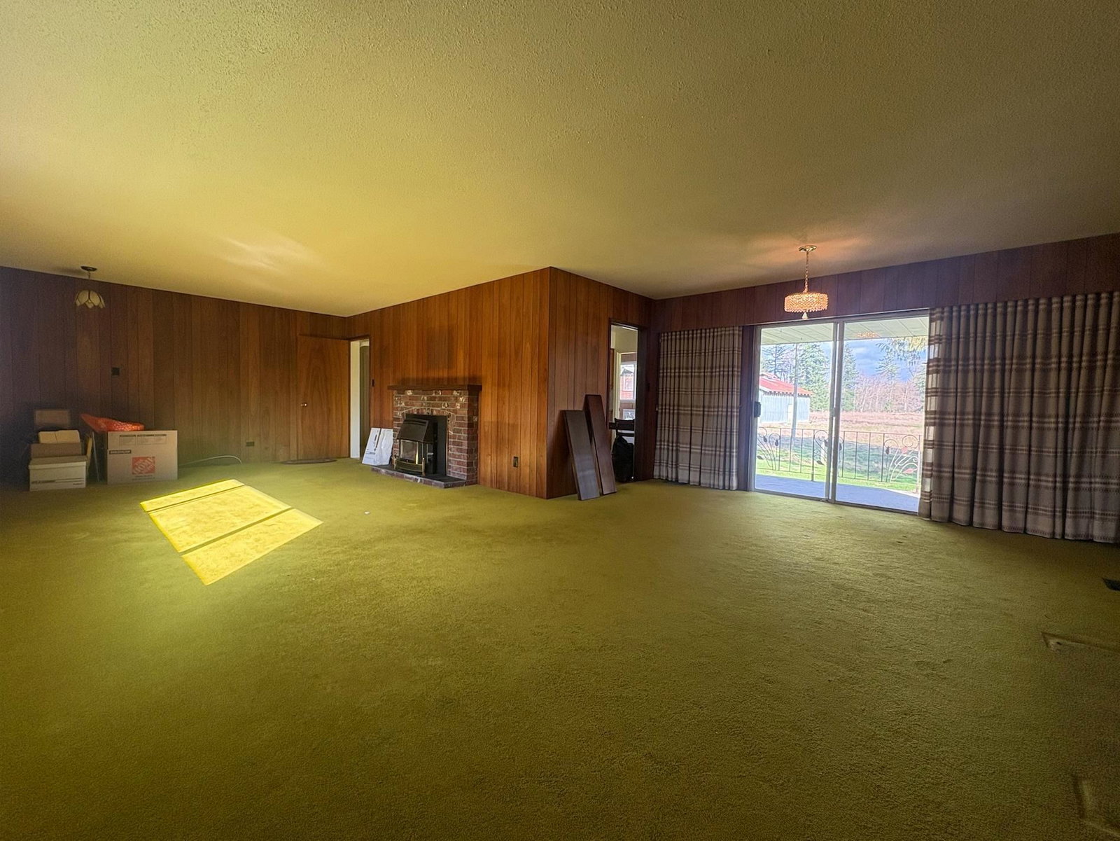 Listing Image 19