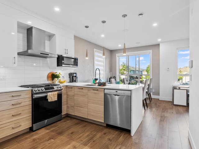 10 - 7177 194a Street