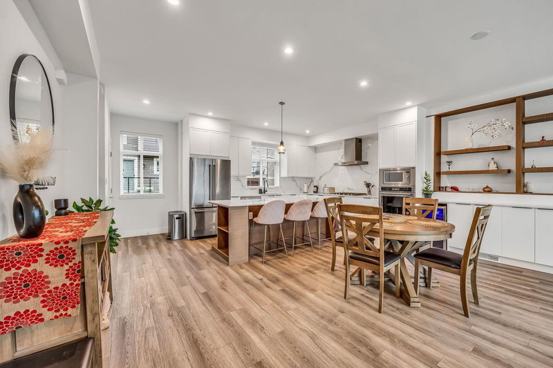 34 - 10488 124 Street, Surrey, V3V 0E9 | Image 2