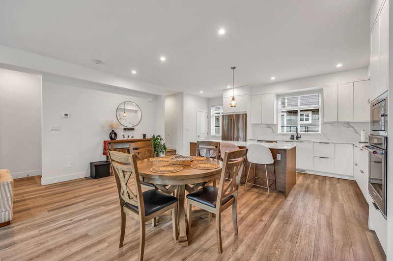 34 - 10488 124 Street, Surrey, V3V 0E9 | Image 3