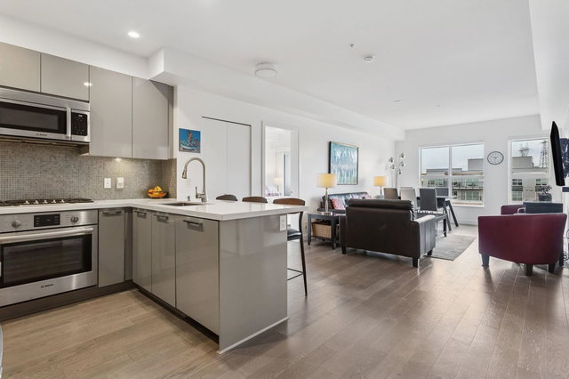 609 - 10177 River Drive