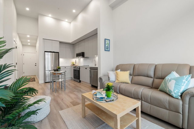 612 - 45505 Campus Drive