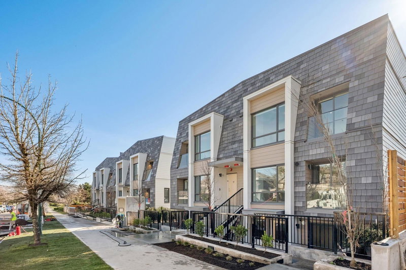 102 - 378 45th Avenue, Vancouver, V5Y 0P6 | Image 2