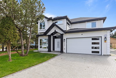 15584 89b Avenue | Surrey | Image