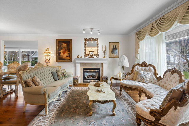 41 - 349 Walnut Avenue