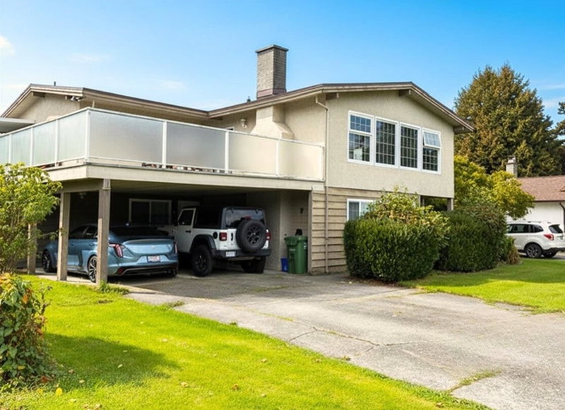 6811 Riverdale Drive, Richmond, V7C 2G3 | Image 2