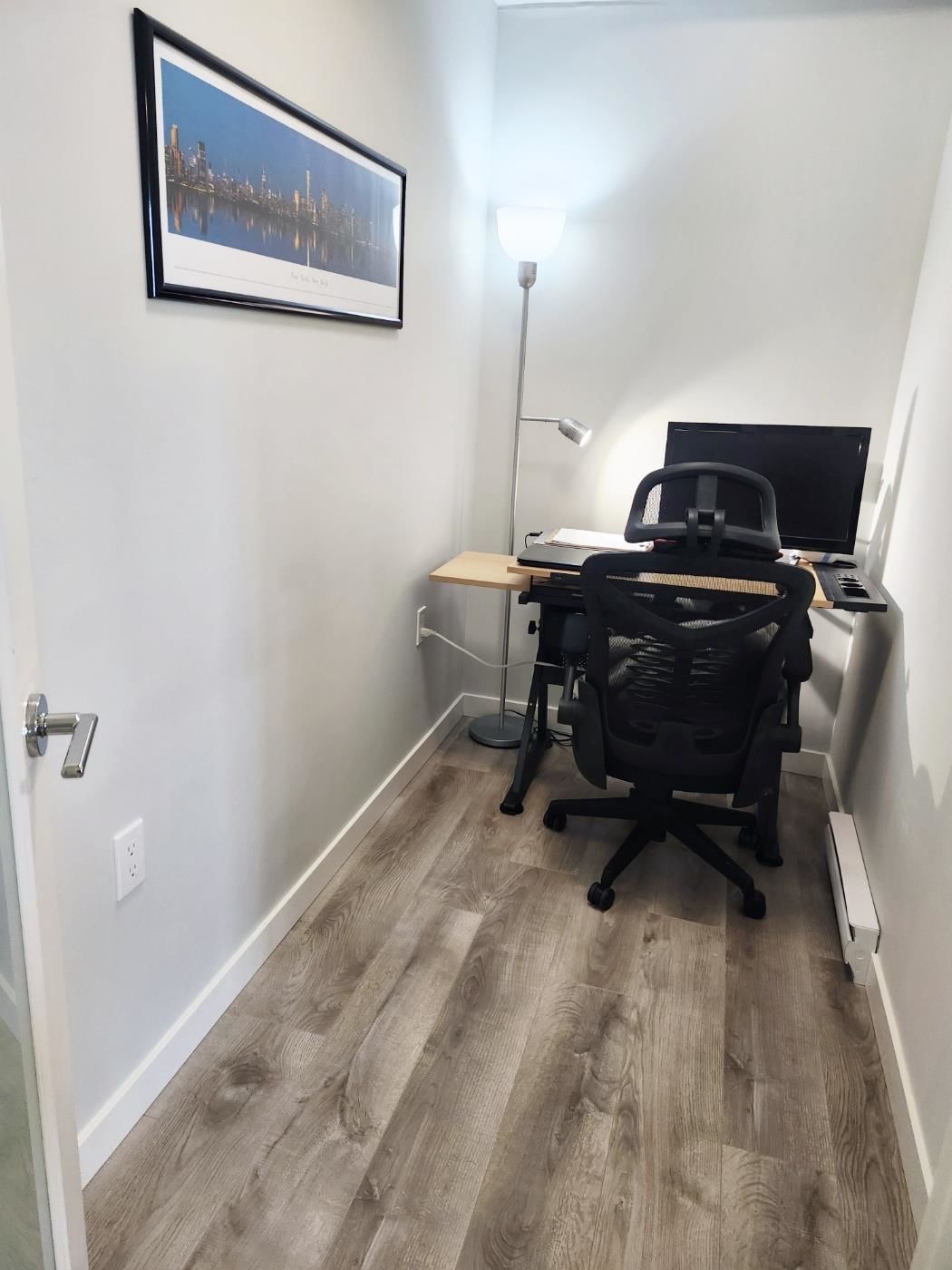 Listing Image 18