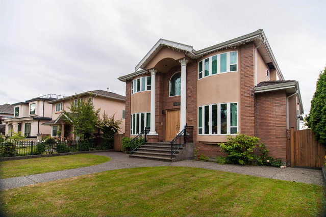 2288 Fraserview Drive