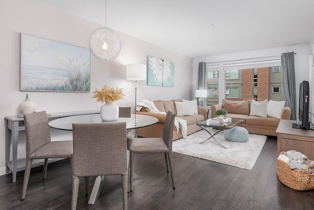 301 - 1673 Lloyd Avenue