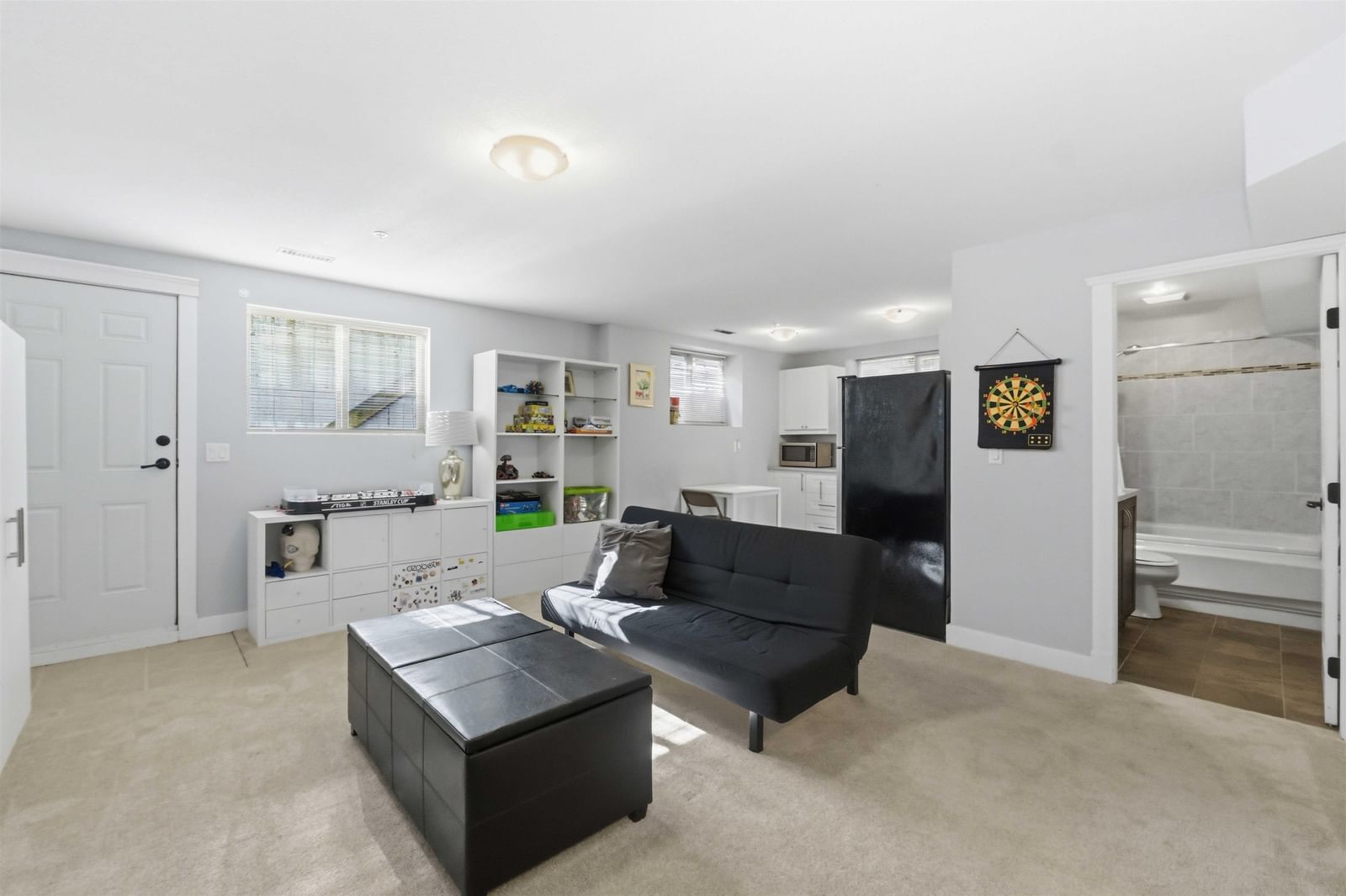 Listing Image 28