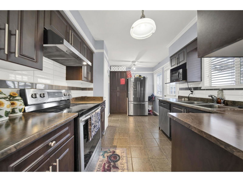 12627 58 Avenue, Surrey, V3X 2P5 | Image 3