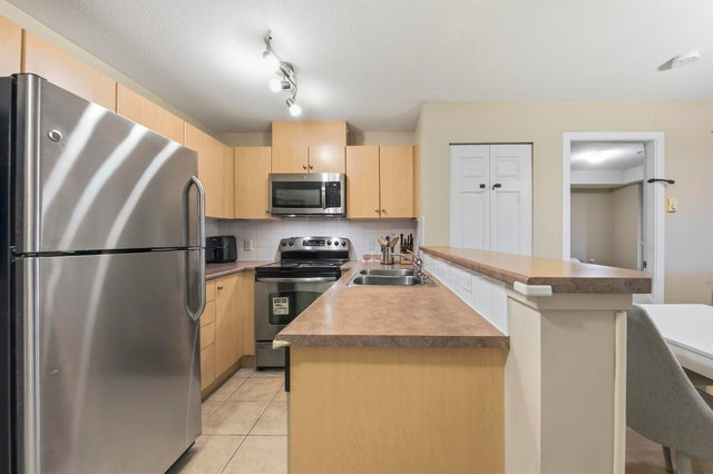 3113 - 240 Sherbrooke Street